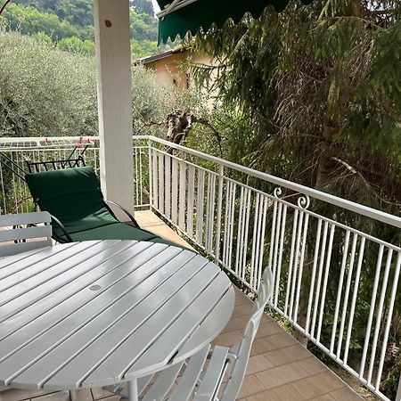3 Rooms Apartment Whit Balcony And Lake Wiew مالتشيزينيه المظهر الخارجي الصورة