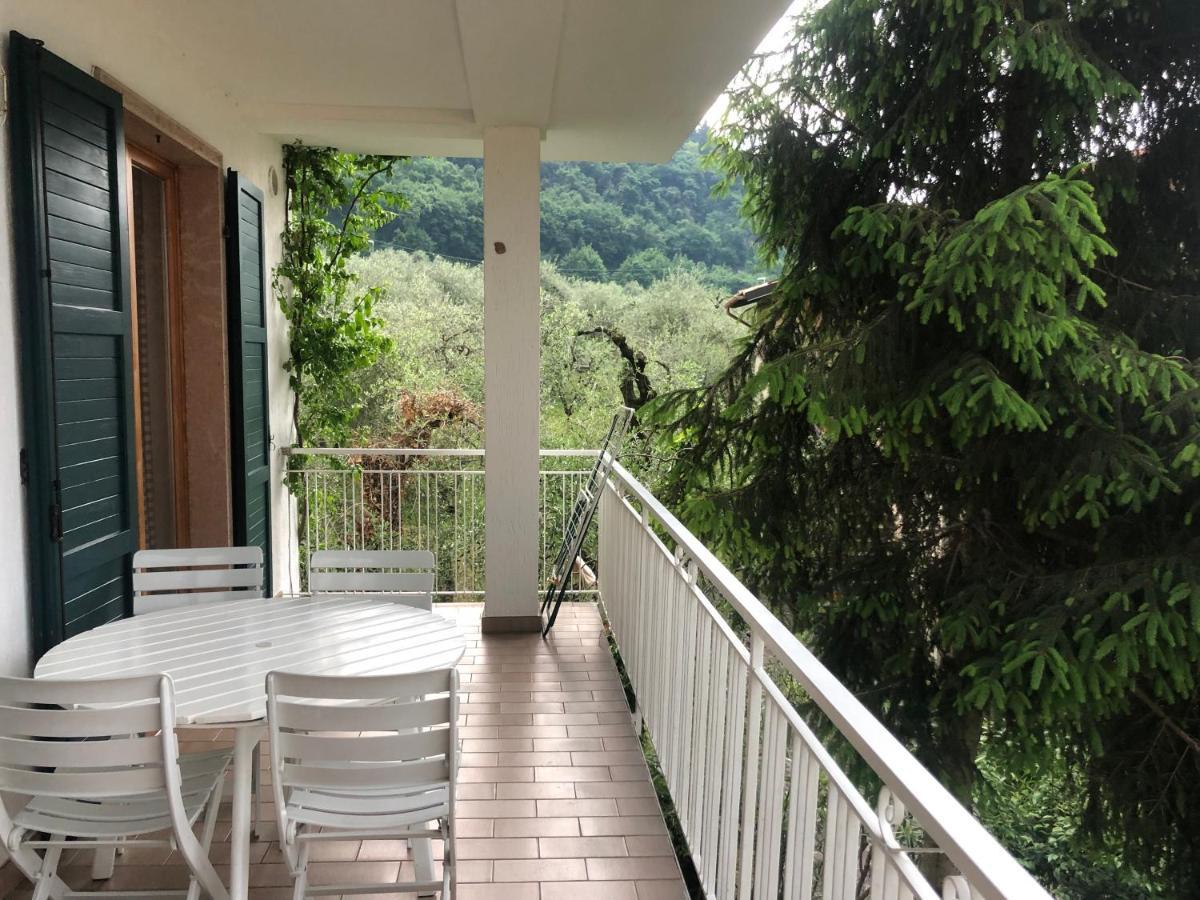 3 Rooms Apartment Whit Balcony And Lake Wiew مالتشيزينيه المظهر الخارجي الصورة
